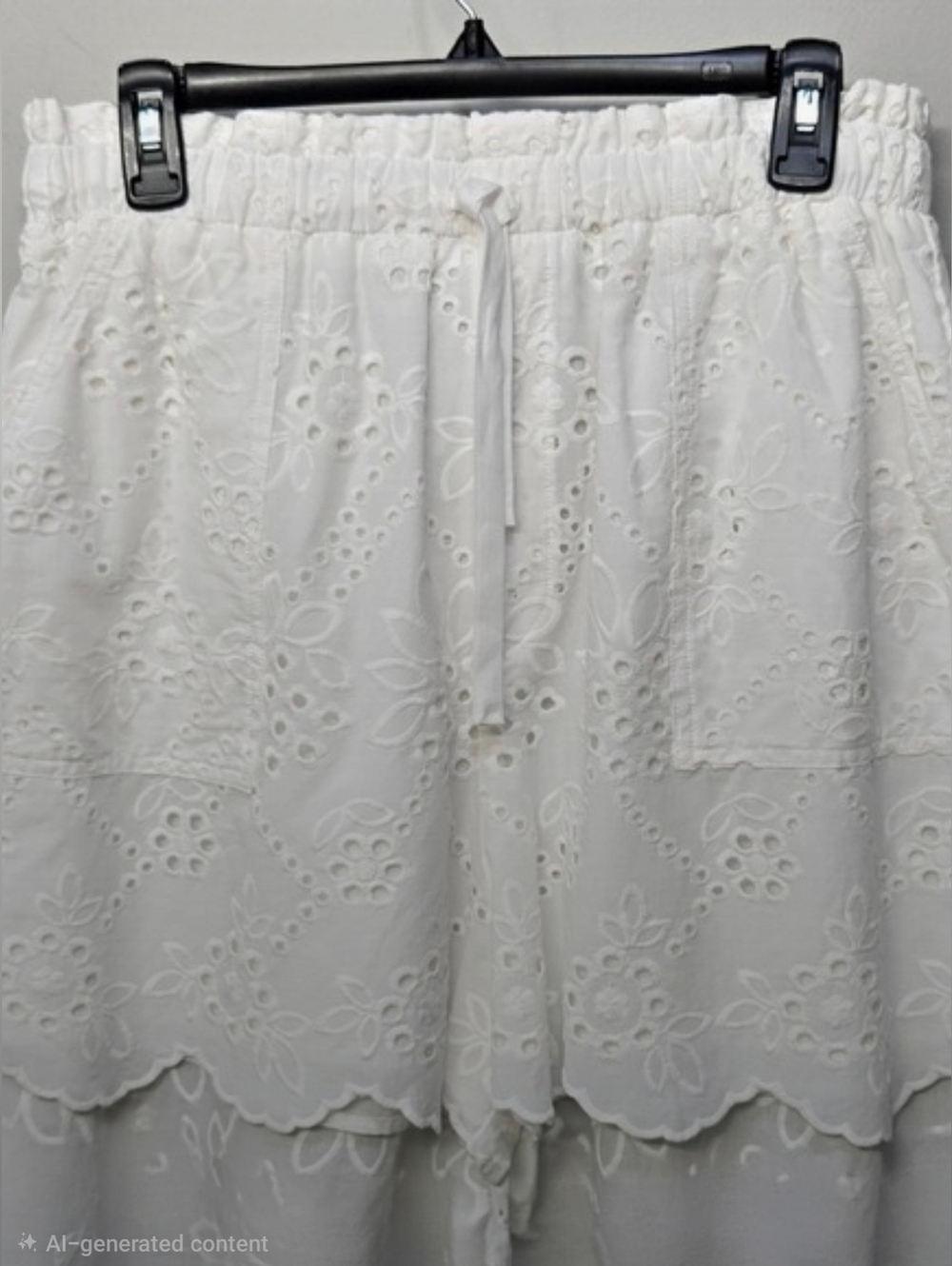 Fifteen Twenty Shorts Sz L White Prairie Eyelet Lace Scallop Fairy Boho Cottage